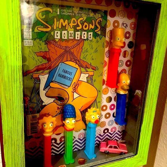 Pez VintageSimpsons collection. Comic Pez dispensers